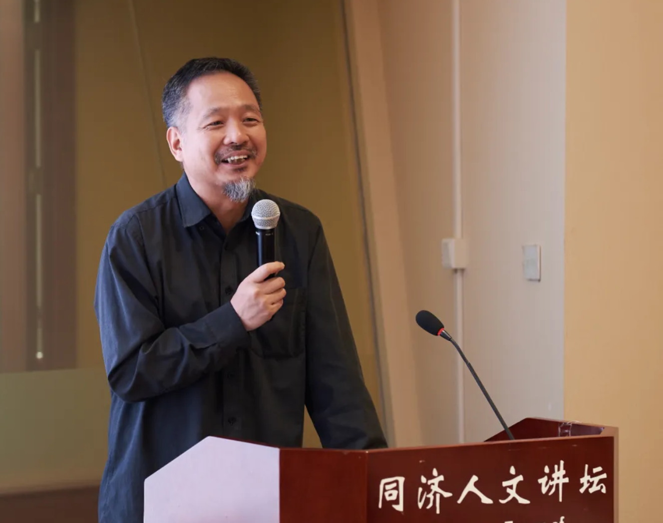 截屏2025-07-11 10 截屏2025-07-11 10